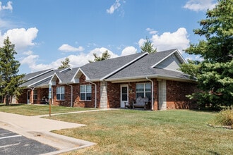 White Pine Estates in Marshfield, MO - Building Photo - Primary Photo