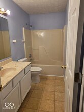 9114 Robey Meadows Ln in Indianapolis, IN - Building Photo - Building Photo