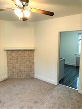 306 Alice St-Unit -Apt. 1 in Pittsburgh, PA - Building Photo - Building Photo