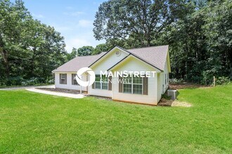 133 Cobbler Dr in Newnan, GA - Building Photo - Building Photo