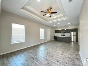 7107 N 59th Ln, Unit 3 in McAllen, TX - Building Photo - Building Photo