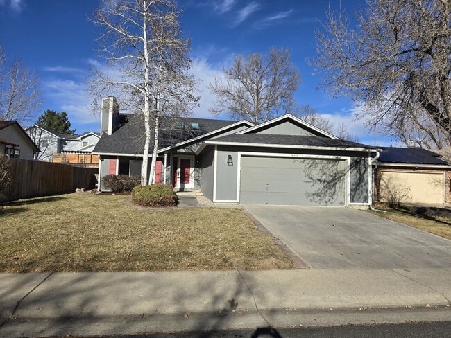 property at 443 Lincoln Cir