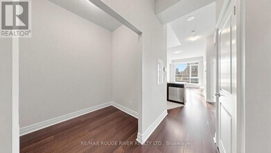 8110 Birchmount Rd in Markham, ON - Building Photo - Building Photo