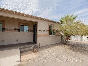5521 W Palmaire Ave in Glendale, AZ - Building Photo - Building Photo