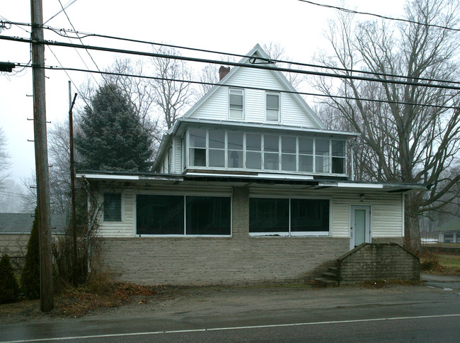 126 Route 2A in Preston, CT - Building Photo - Building Photo