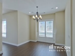 3993 NW Currawong Ct in Camas, WA - Building Photo - Building Photo