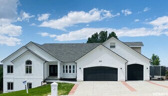 3403 Mountain Rd in Ogden, UT - Building Photo