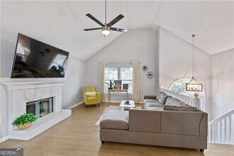 2437 Pondside Pl NE in Marietta, GA - Building Photo - Building Photo