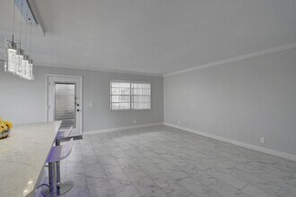 974 Normandy Trail, Unit 974 in Delray Beach, FL - Building Photo - Building Photo
