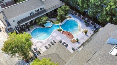 3003 Memorial Ct in Houston, TX - Building Photo - Building Photo