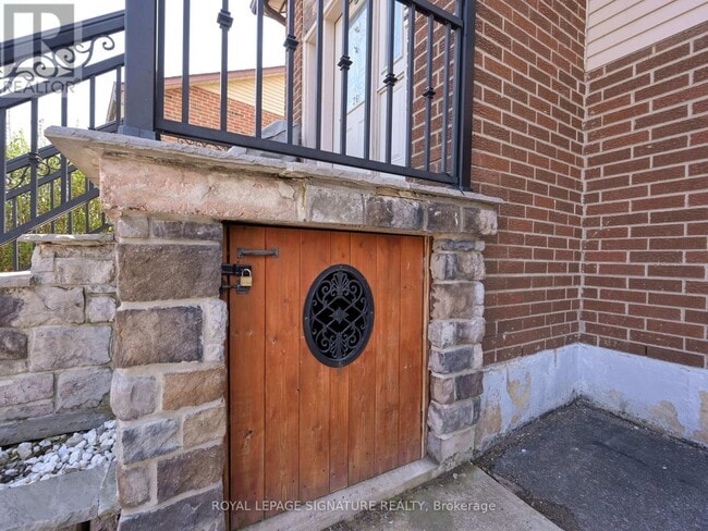 26 Peterson Ct in Brampton, ON - Building Photo - Building Photo