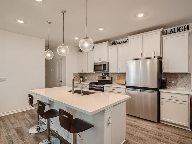property at 2909 Bronx Dr