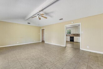1404 Massengale St in Pflugerville, TX - Building Photo - Building Photo