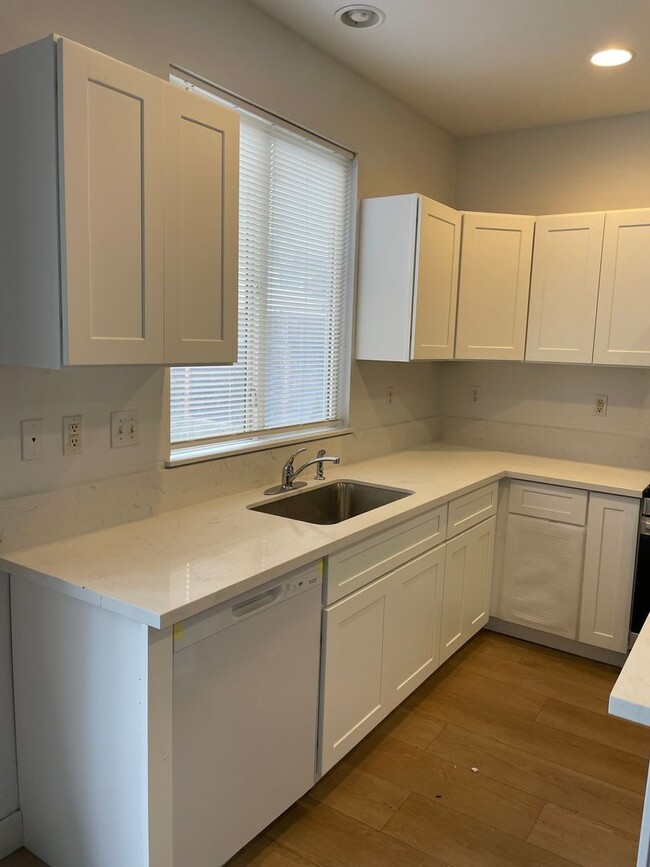 12622 Westbranch Way in Victorville, CA - Building Photo - Building Photo