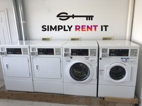 215 N Main St in Roland, IA - Building Photo - Building Photo