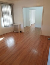 9417 96th St in Ozone Park, NY - Building Photo - Building Photo
