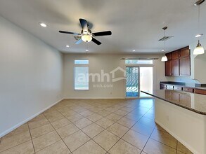 10653 Salmon Leap St in Las Vegas, NV - Building Photo - Building Photo