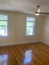 234 Cypress St, Unit 2 in Brookline, MA - Foto de edificio - Building Photo