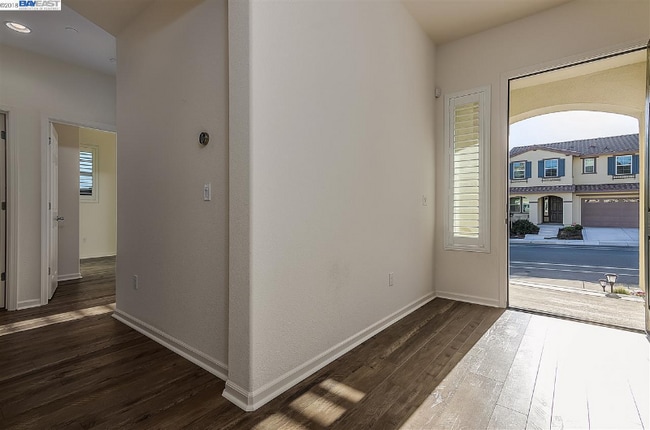 2968 Alves Ranch Rd in Pittsburg, CA - Building Photo - Building Photo