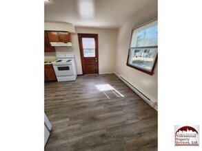 21379 Mt Lena Rd in Boonsboro, MD - Foto de edificio - Building Photo