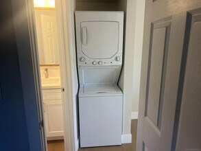 4181 Van Dyke Ave in San Diego, CA - Building Photo - Building Photo