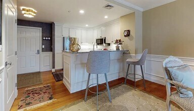 10 Seaport Dr in Quincy, MA - Building Photo - Building Photo