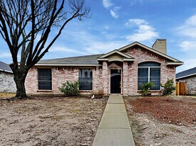 234 Birchwood Ln in Cedar Hill, TX - Building Photo