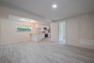 4013 Ranch St in Houston, TX - Building Photo - Building Photo