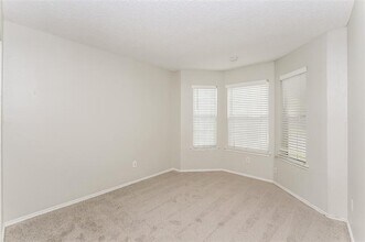 8440 Cloverglen Ln in Fort Worth, TX - Building Photo - Building Photo