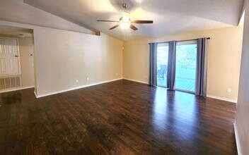 316 Egan Dr in Crestview, FL - Building Photo - Building Photo