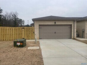 401 Ronnie Drive SE in Hartselle, AL - Building Photo - Building Photo