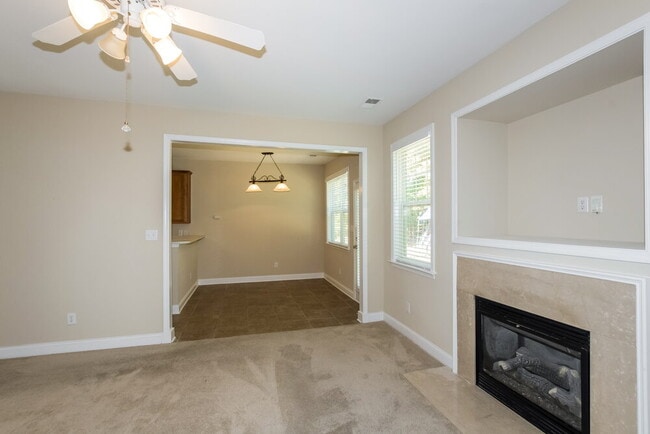 2645 Winding River Dr in Charlotte, NC - Building Photo - Building Photo