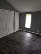 4914 W Burns Ave in Bartonville, IL - Building Photo - Building Photo