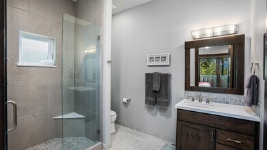 9265 Heartwood Dr in Truckee, CA - Building Photo - Building Photo