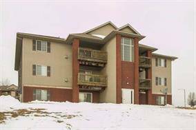 2262 Holiday Rd in Coralville, IA - Building Photo