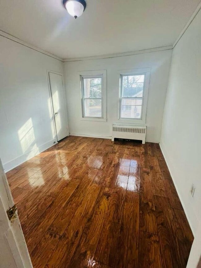 14 Sylvan Ct in Lakewood, NJ - Building Photo - Building Photo