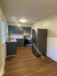 340 Spring St photo'