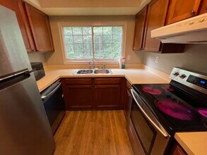 12211 Stevenson Ct, Unit Hengameh Djalal in Woodbridge, VA - Building Photo - Building Photo