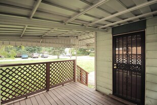 718 West St in Pittsburgh, PA - Building Photo