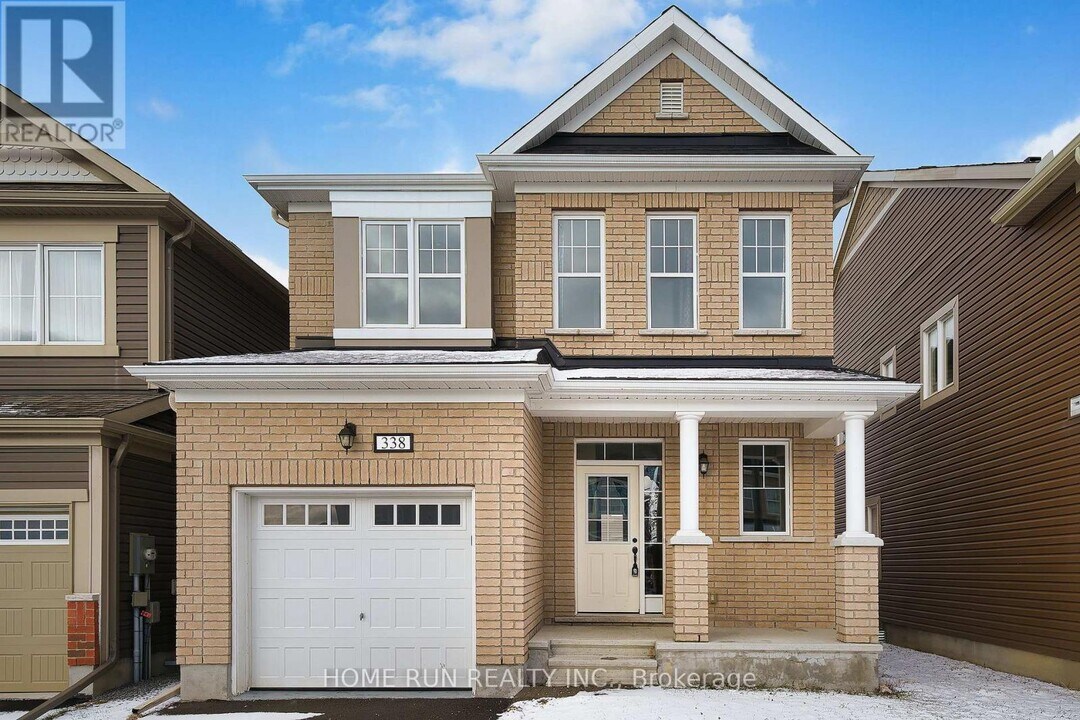 338 Sweetclover Way in Ottawa, ON - Building Photo