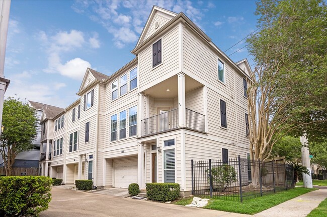 property at 1800 W Webster St