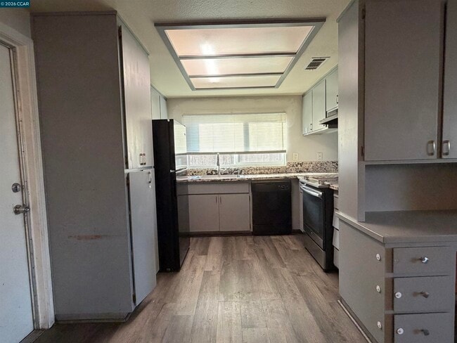 2406 White Birch Dr in Merced, CA - Building Photo - Building Photo