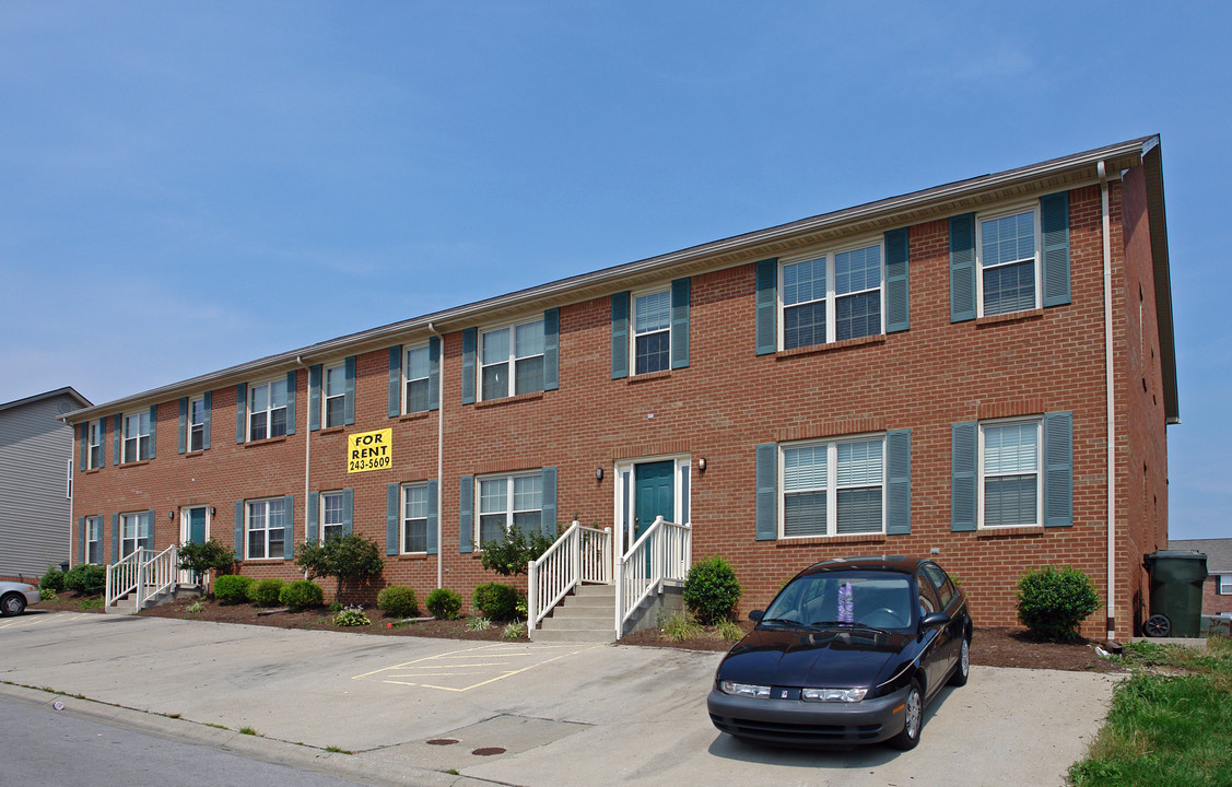 2517-2525 MacKenzie Ln in Lexington, KY - Building Photo