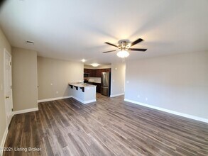 3500 College Dr in Jeffersontown, KY - Building Photo - Building Photo