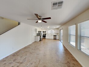 1108 E Parkview Ct in Gilbert, AZ - Foto de edificio - Building Photo