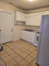 2932 Alabama Dr in North Charleston, SC - Foto de edificio - Building Photo