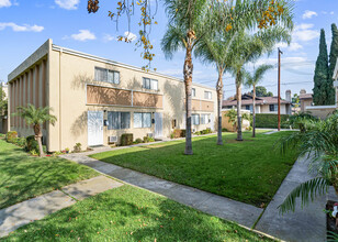 743 S Fondren St in Orange, CA - Building Photo - Primary Photo