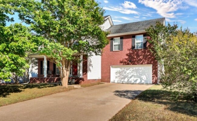 3316 Sunny Slope Dr in Clarksville, TN - Building Photo - Building Photo