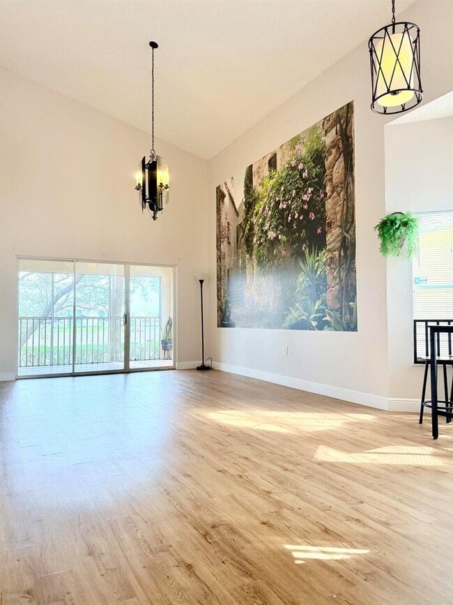 13206 Glenmoor Dr in West Palm Beach, FL - Building Photo - Building Photo