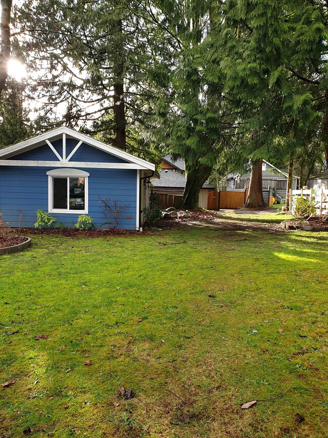 2821 St. Georges Av in North Vancouver, BC - Building Photo - Building Photo